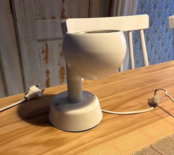 Lampukas retrovalaisin.