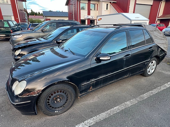 Mercedes-Benz w203 osina