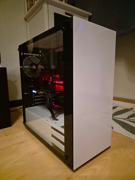 Pelikone i5 6600K, GTX 980 Ti, 16GB DDR4, Win 11 Pro