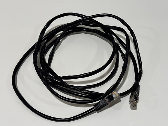Suojattu verkkokaapeli Cat5e FTP (musta, 3m) / Ethernet-kaapeli