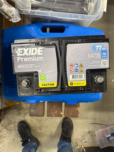 Exide Premium EA770 auton akku 77Ah 760A