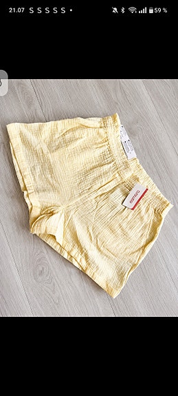 Esmara naisten shortsit koko 36 keltainen puuvilla