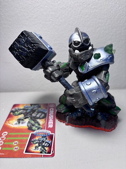 Skylanders Giants Crusher hahmo