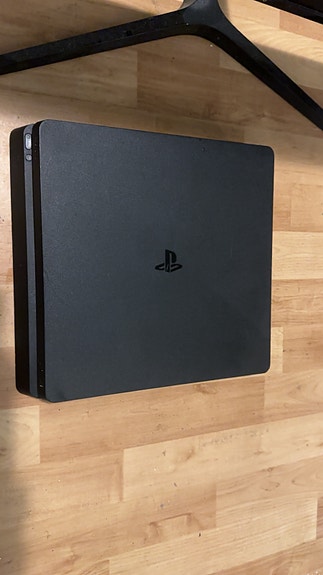 Ps 4
