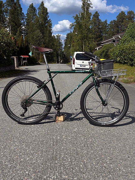 GT outpost 26" maastopyörä