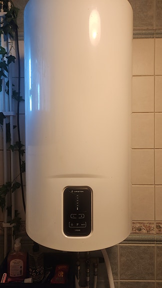 Ariston LYDOS ECO 100 l lämminvesivaraaja