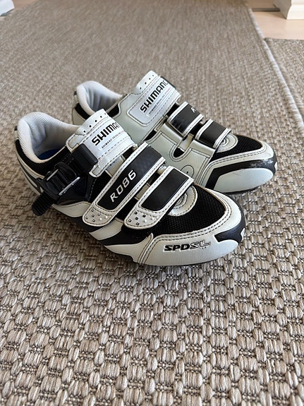Shimano R086 maantiepyöräilykengät koko 39