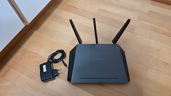 Netgear R7000 Nighthawk
