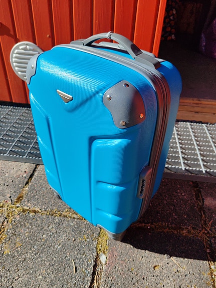 Matkalaukku pieni