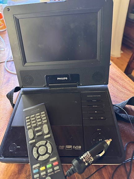 Philips kannettava DVD-soitin kaukosäätimellä