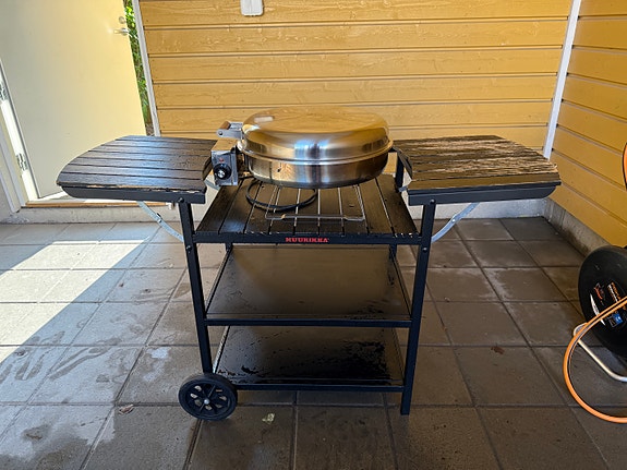 Muurikka sähkögrilli, vaunu ja pannu