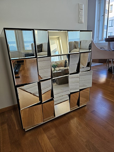 Peili lipasto Kare Design