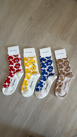 Product image 1 of 7
