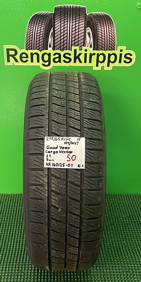 215/65R15C GoodYear Cargo Vector 104/102T kitka