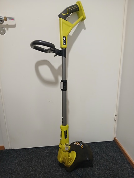 Ryobi siimaleikkuri