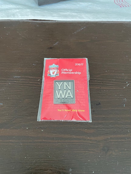 Liverpool FC YNWA -pinssi 16/17