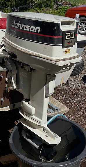 Johnson 20hp ja 25hp