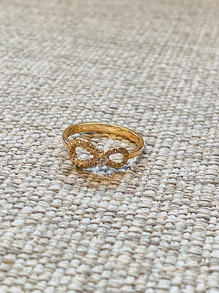 Swarovski infinity sormus