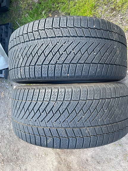 Kitkarengas pari 245-45-18 Continental contivikingcontact6
