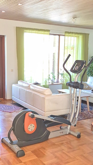 Annetaan cross trainer