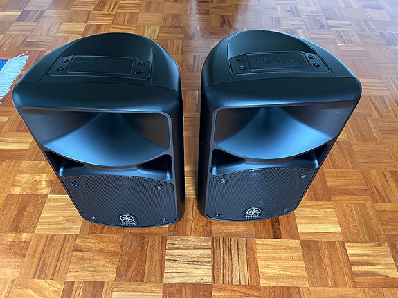 Yamaha StagePas PA-kaiutinsetti mikserillä