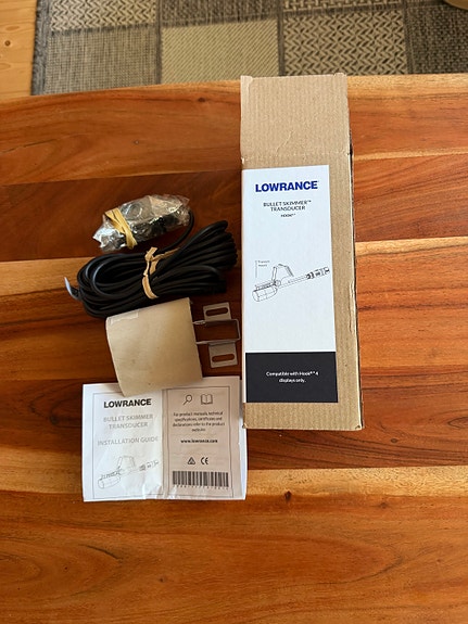 Lowrance Bullet Hook2 skimmer anturi kaapelilla