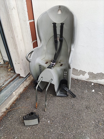 Hamax pyöräistuin lapselle