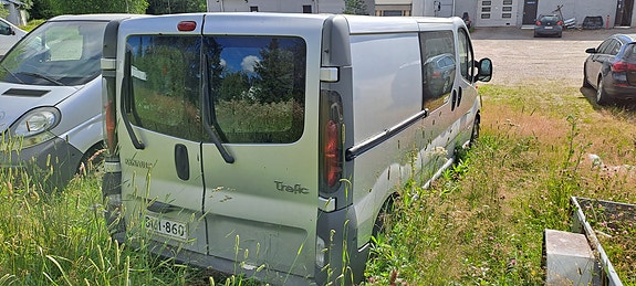 Renault Trafic osina