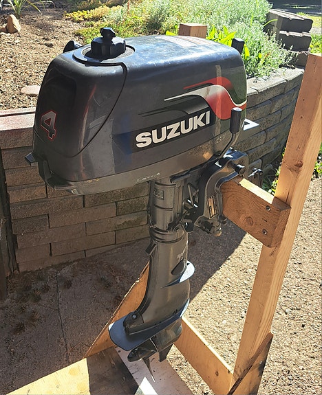 Suzuki DT4 perämoottori