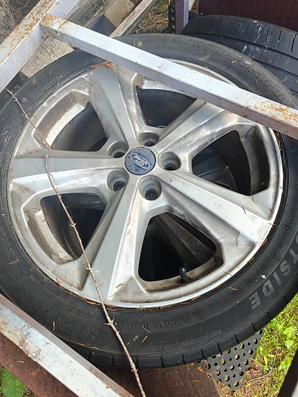 Ford 18" vanteet