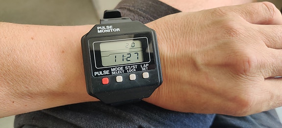 Pulse Monitor digitaalinen rannekello musta