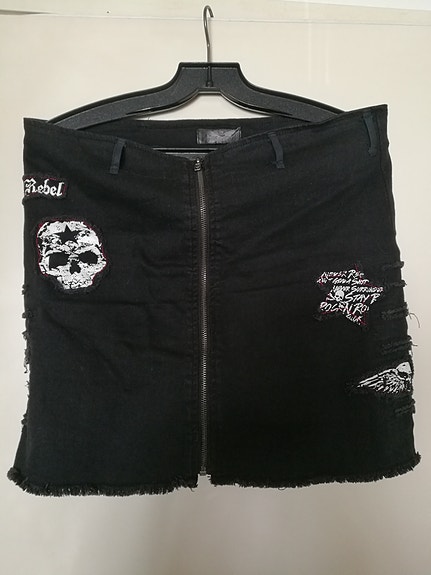 EMP Rock Rebel hame lähes käyttämätön XL