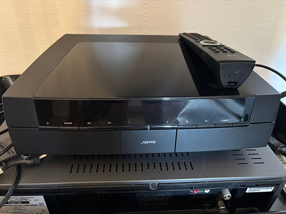 Jamo cd-dvd soitin