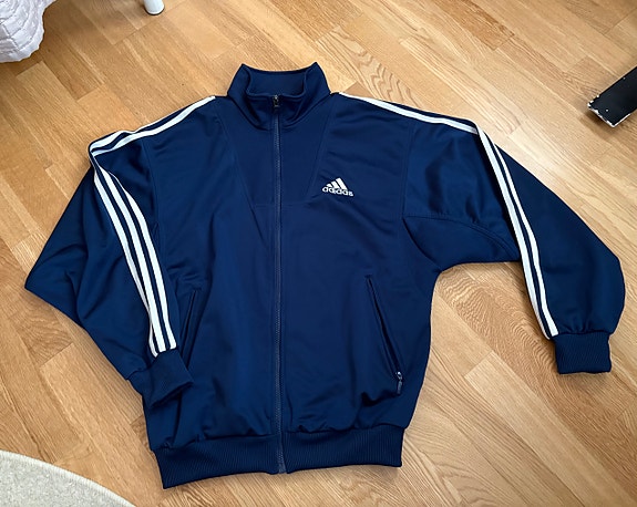 Adidas takki