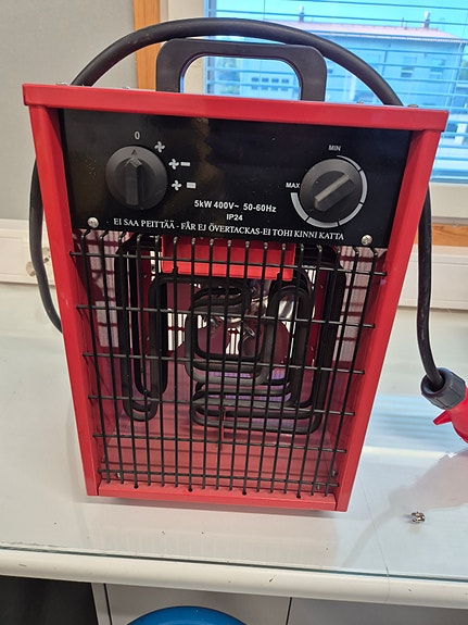 Rakennuslämmitin 400V 5kW