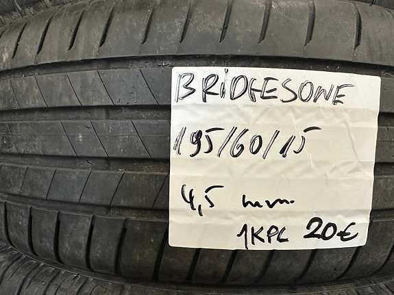 195/60R15 Bridgestone käytetty kesärengas