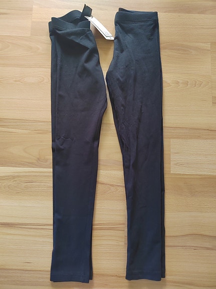 H&M leggingsit 134