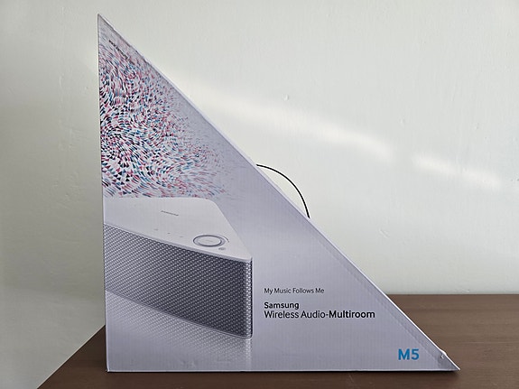 Käyttämätön Samsung M5 Bluetooth Multiroom-kaiutin