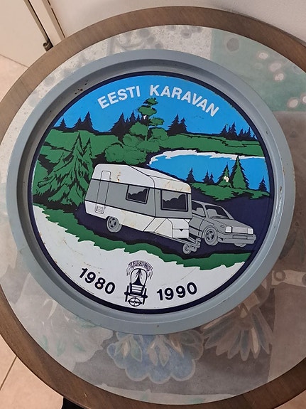 Eesti karavan peltilautanen