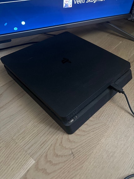 Playstation slim 1TB