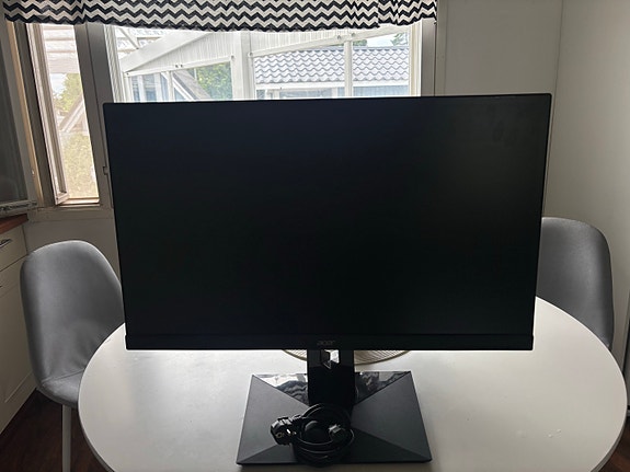 Acer 27" näyttö