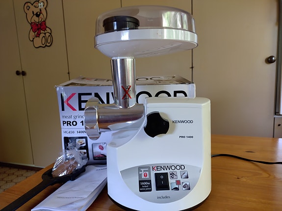 Kenwood Pro 1400 lihamylly valkoinen