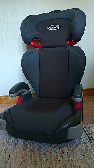 Graco turvavyöistuin / istuinkoroke autoon