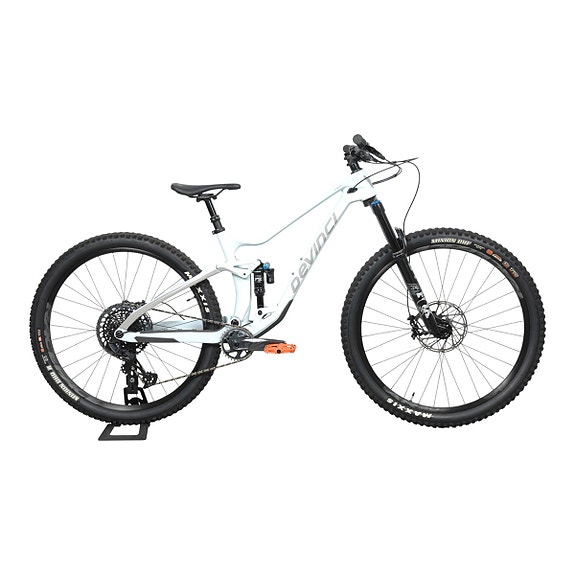 Devinci Django Carbon - käytetty maastopyörä