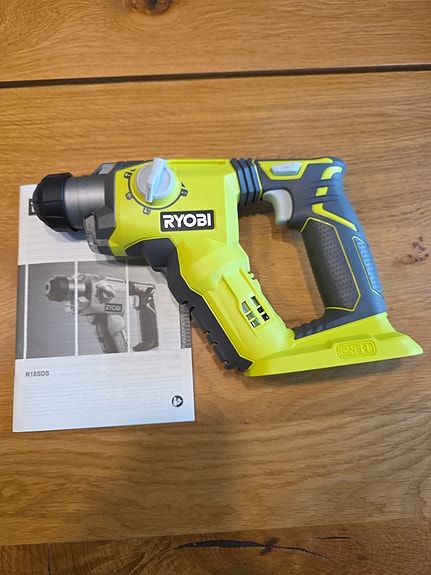 UUSI Ryobi ONE+ poravasara