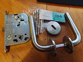 Abloy 2014 lukkorunko ja Beslagin painikesetti