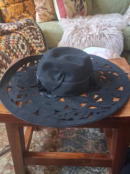 Chapetiere Musta Hattu