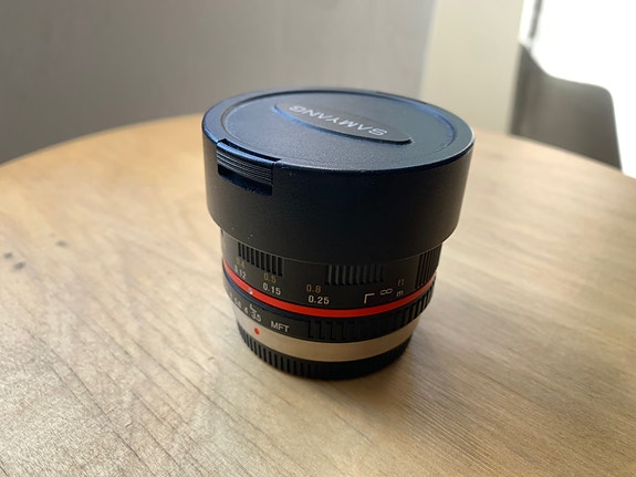 Samyang 7.5mm 1:3.5 MFT fisheye-linssi