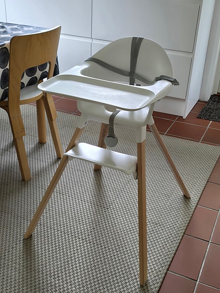 stokke clikk syöttötuoli, valkoinen