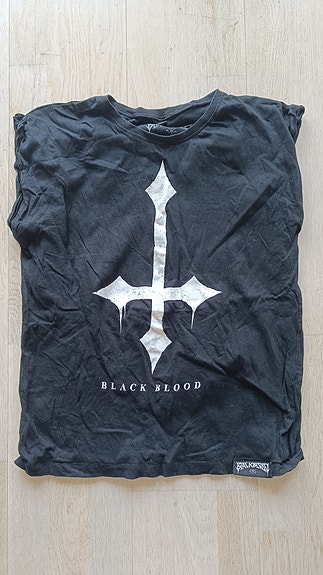 Black Blood T-paita